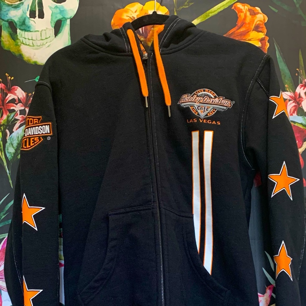 𝐇𝐚𝐫𝐥𝐞𝐲 𝐕𝐞𝐠𝐚𝐬 𝐇𝐨𝐨𝐝𝐢𝐞 🎰🏴‍☠️🖤🧡
